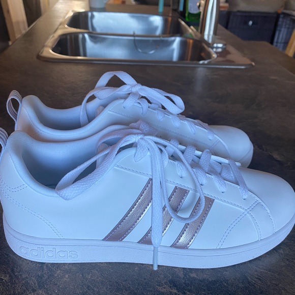 Adidas - Brand new tennis rose gold - Picture 3 of 4